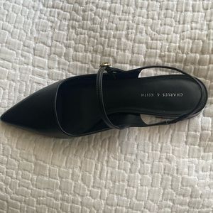 Charles & Keith black slingback flats W39